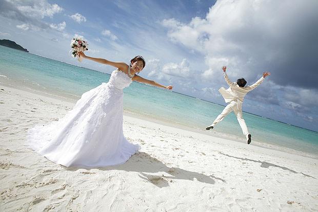 Wedding couple on a beach